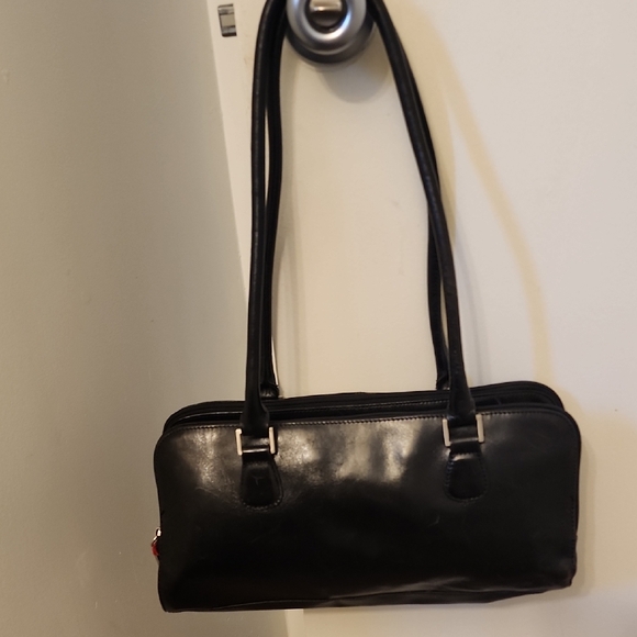 HOBO Vintage Y2k Grunge Classic Black Genuine Leather Shoulder Bag - Picture 3 of 10